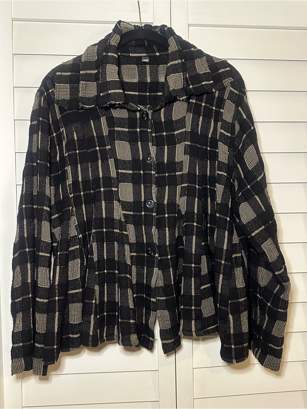 D2K Black & Cream Plaid Lagenlook Button-Front Knit Shirt Jacket